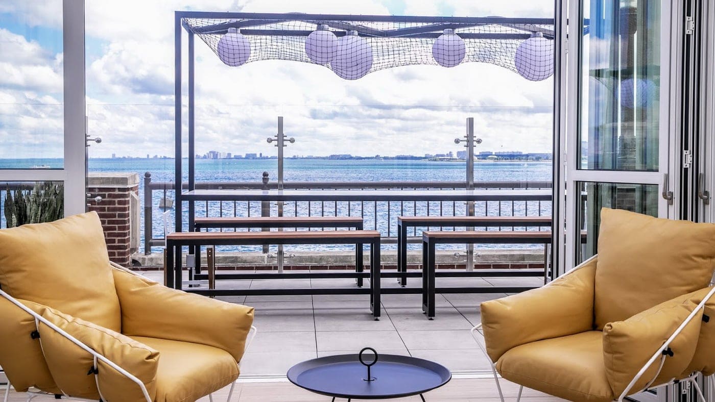 Chicago hat ab sofort die größte RooftopBar der Welt travel4news