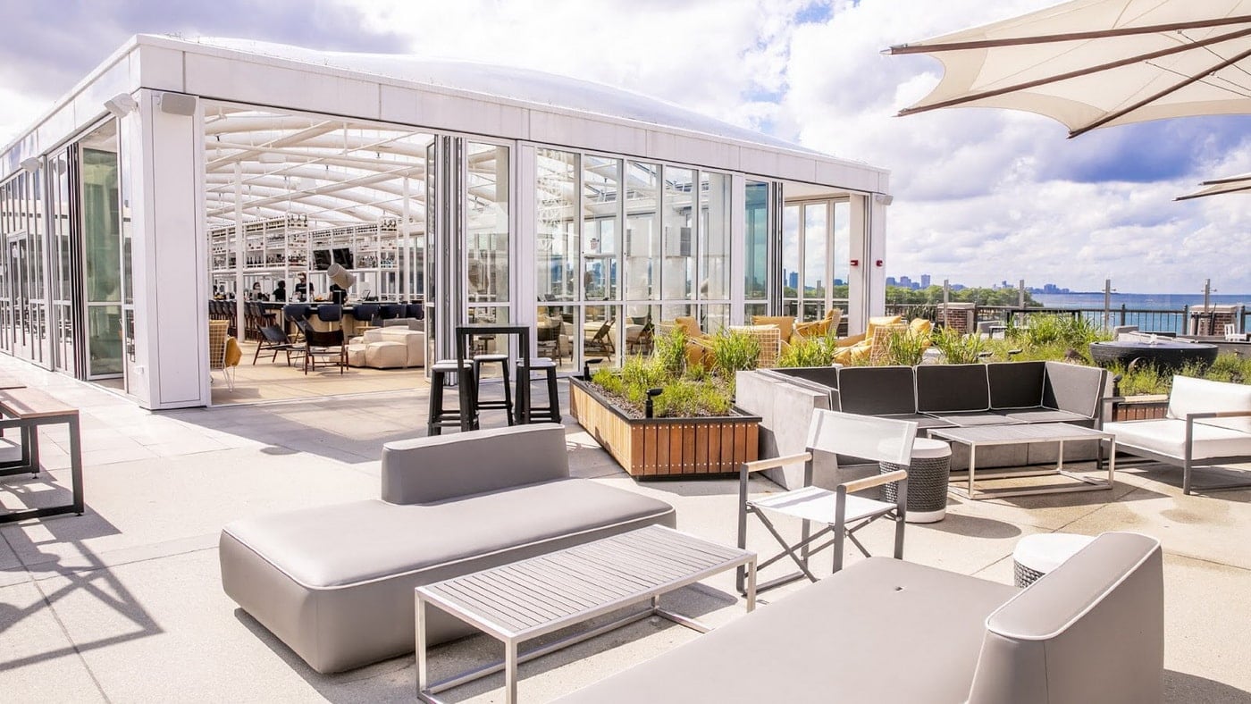 Chicago hat ab sofort die größte RooftopBar der Welt travel4news