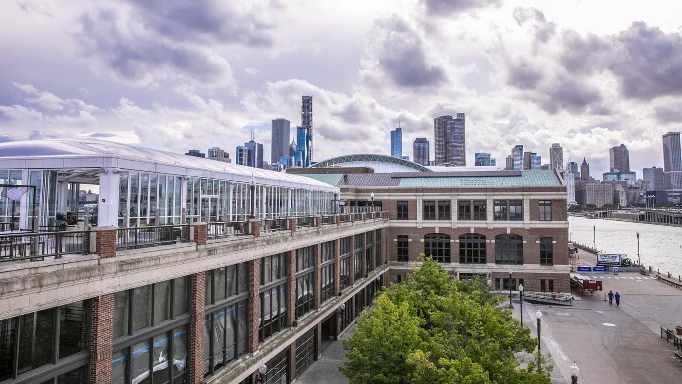 Chicago hat ab sofort die größte RooftopBar der Welt travel4news
