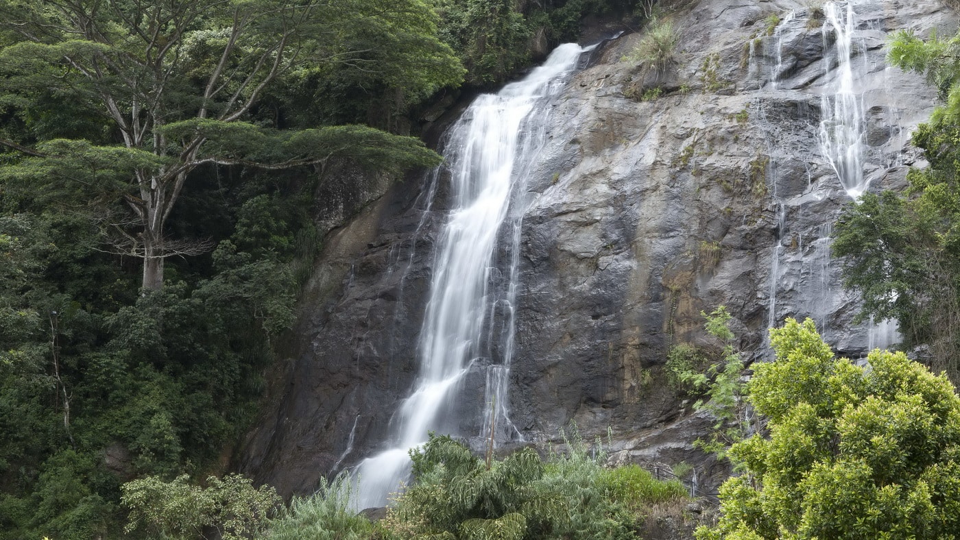 Hunas Falls (c) Amaya Hunas Falls Resort / Devaka Seneviratne